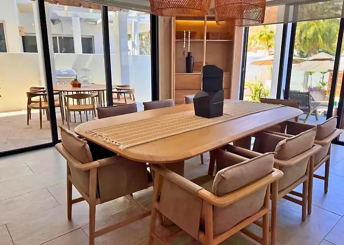 Casa Gallo, Heated Pool, Exclusive & Great Location Hébergement de vacances *